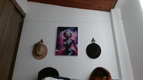 Crystal Blaze online show from 03.06.26