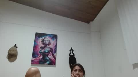 Crystal Blaze online show from 04.17.26