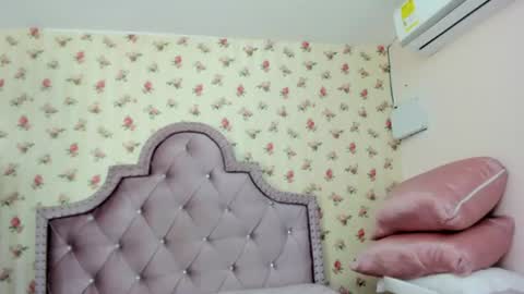 Milf Latina online show from 06.15.26