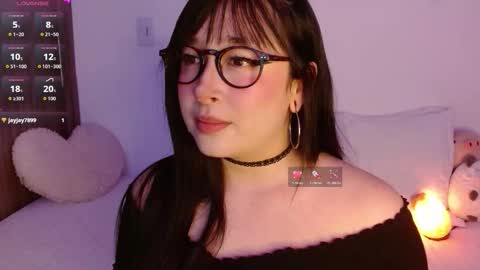 Olivia  online show from 11.25.25