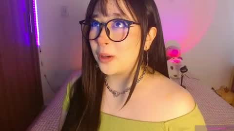 Olivia  online show from 07.18.26