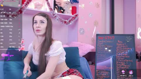 Snapshot of crystallana chatting on 01.05.25 Lana online show from 01.05.25