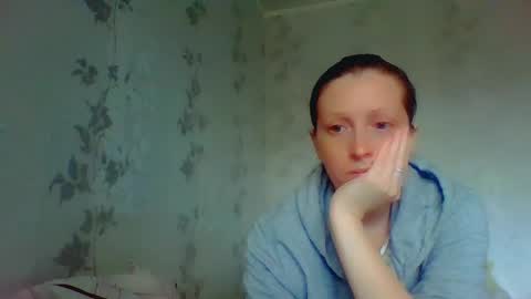 Snapshot of crystallangel chatting on 04.15.26 CrystallAngel online show from 04.15.26