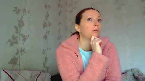 Snapshot of crystallangel chatting on 04.25.26 CrystallAngel online show from 04.25.26