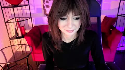 crystallbloom online show from 02.04.26