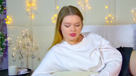 Crystal online show from 12.22.24