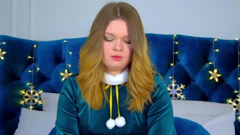 Crystal online show from 12.25.24