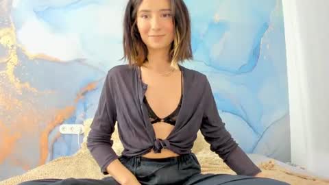 Snapshot of crystalnut chatting on 06.15.26 Maria online show from 06.15.26