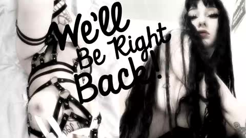 Sasha    Make me moan with patterns   good music here  online show from 10.12.25