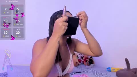 Soy Crystal online show from 09.23.25