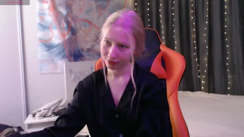 Lia online show from 01.24.25