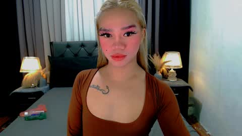 bea takashi  online show from 04.03.26