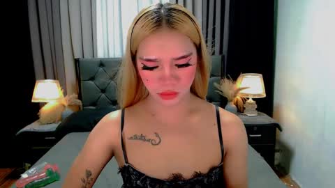 bea takashi  online show from 05.11.26