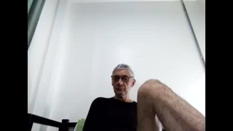 BIG UNCUT HARD COCK online show from 01.05.25