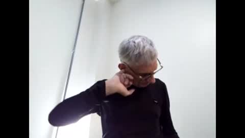 BIG UNCUT HARD COCK online show from 01.06.25