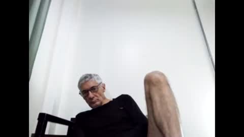 BIG UNCUT HARD COCK online show from 01.12.25