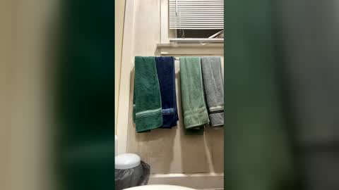 cuckieslut1 online show from 04.17.26