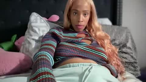 cum2charmxx online show from 02.18.26