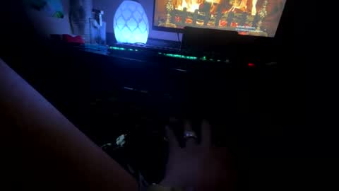 Snapshot of cum_all_over_mmee chatting on 02.02.25 im KIM new girl to spoil online show from 02.02.25