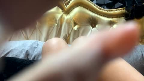 im KIM new girl to spoil online show from 10.26.25