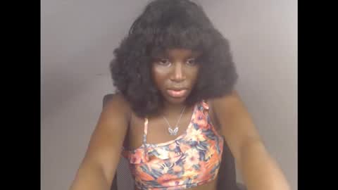Snapshot of cum_ebony_xsecret chatting on 10.27.25 sophie online show from 10.27.25