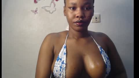 Snapshot of cum_ebony_xxxpetit chatting on 06.22.26 Teeha online show from 06.22.26