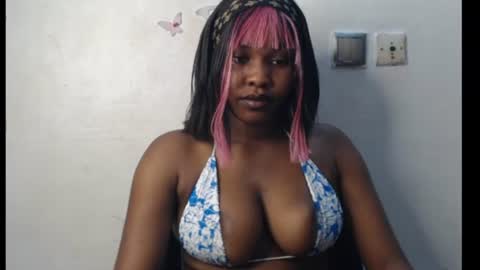 Snapshot of cum_ebony_xxxpetit chatting on 07.05.26 Teeha online show from 07.05.26