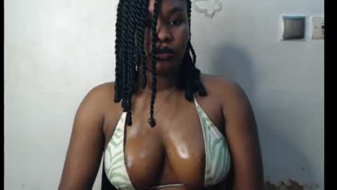 Snapshot of cum_ebony_xxxpetit chatting on 07.26.26 Teeha online show from 07.26.26
