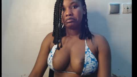 Snapshot of cum_ebony_xxxpetit chatting on 07.27.26 Teeha online show from 07.27.26