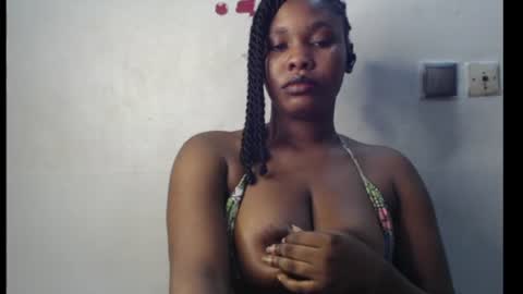 Snapshot of cum_ebony_xxxpetit chatting on 07.28.26 Teeha online show from 07.28.26