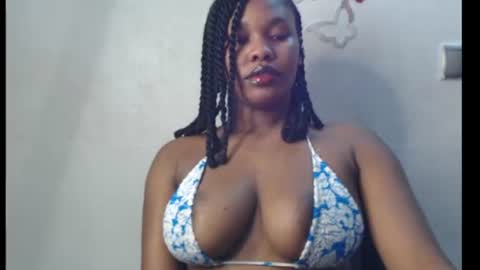 Snapshot of cum_ebony_xxxpetit chatting on 07.31.26 Teeha online show from 07.31.26