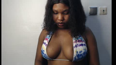 Snapshot of cum_ebony_xxxpetit chatting on 08.03.26 Teeha online show from 08.03.26