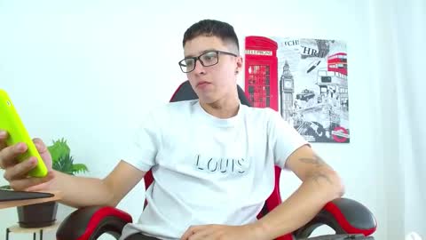 cumandres online show from 09.23.25