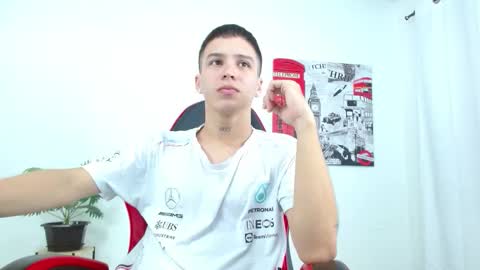 cumandres online show from 10.28.25