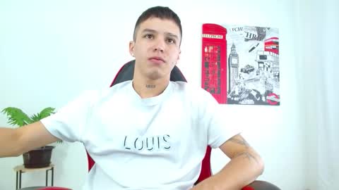 Snapshot of cumandres chatting on 11.26.25 cumandres online show from 11.26.25