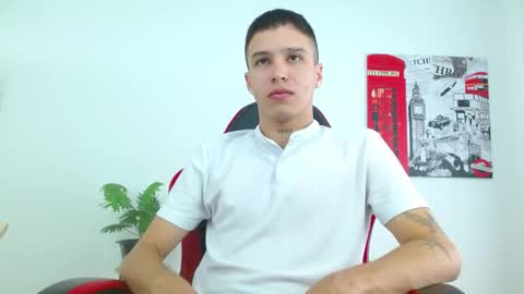 Snapshot of cumandres chatting on 12.04.25 cumandres online show from 12.04.25