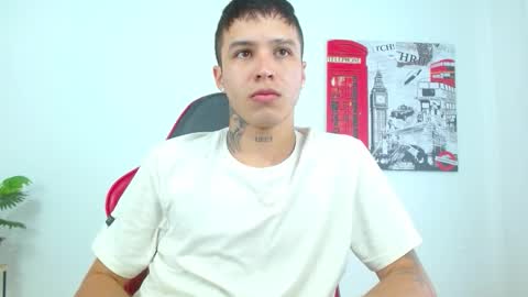 Snapshot of cumandres chatting on 01.10.26 cumandres online show from 01.10.26