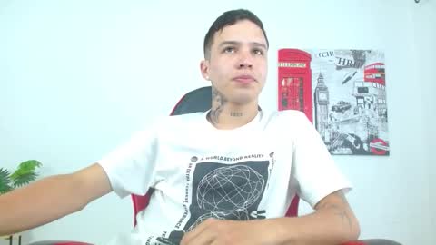 Snapshot of cumandres chatting on 01.13.26 cumandres online show from 01.13.26