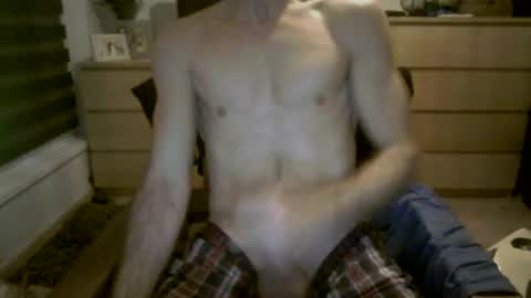 Snapshot of cumbigdick311 chatting on 03.03.25 cumbigdick311 online show from 03.03.25
