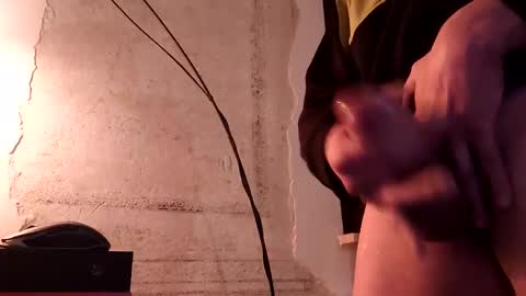 Snapshot of cumfeetbass chatting on 02.22.25 cumfeetbass online show from 02.22.25