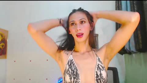 YOUR KWEEN STELLINA online show from 12.06.24