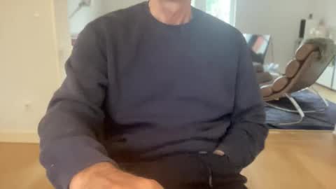 Snapshot of cumminglater chatting on 02.18.26 cumminglater online show from 02.18.26