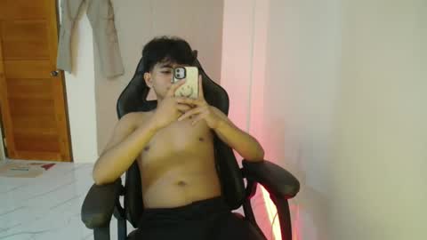 cummingyu online show from 12.18.24