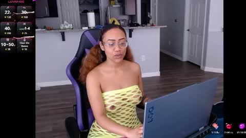 Snapshot of cumplzqueen chatting on 07.02.26 Nia Reese online show from 07.02.26