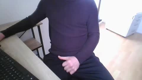 cumrocco online show from 02.04.25