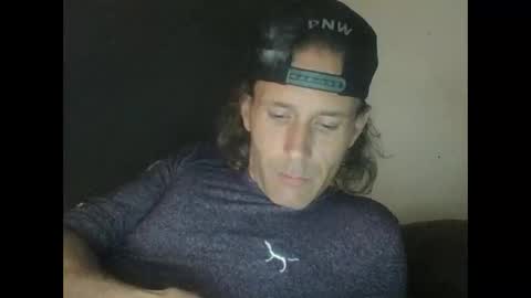 Snapshot of cumslutboi27 chatting on 01.17.25 cumslutboi27 online show from 01.17.25