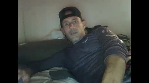 Snapshot of cumslutboi27 chatting on 01.18.25 cumslutboi27 online show from 01.18.25