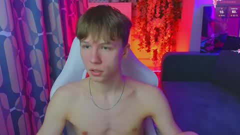 Snapshot of cumte_boy chatting on 04.24.26 cumte_boy online show from 04.24.26