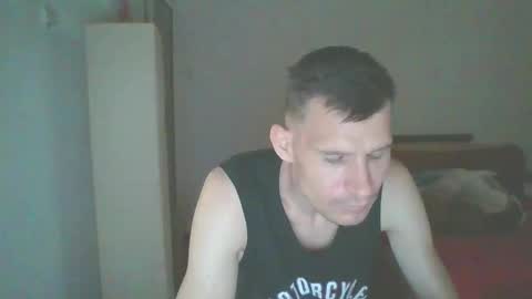 Snapshot of cuplu2456 chatting on 03.27.26 daviddello67 online show from 03.27.26