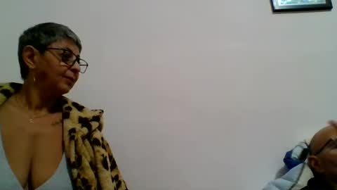 couple online show from 12.10.24